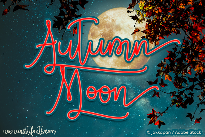 Autumn Moon Font poster