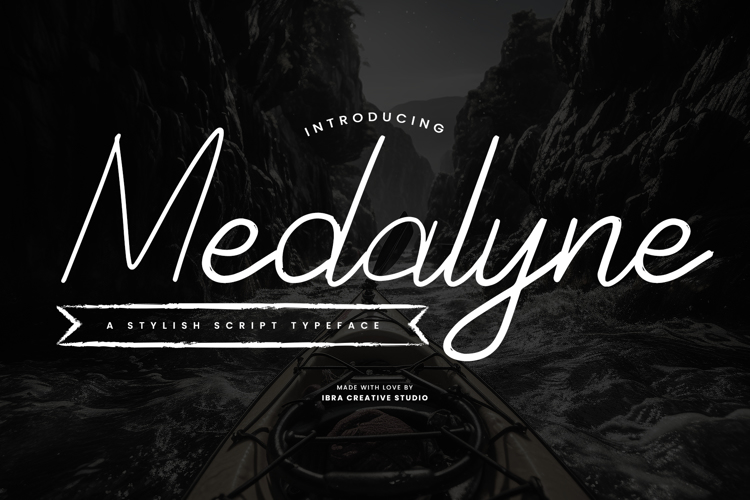 Medalyne Font