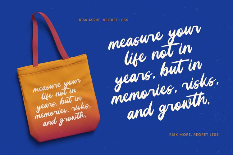 Preview of Unlatch Skater VERSION Font