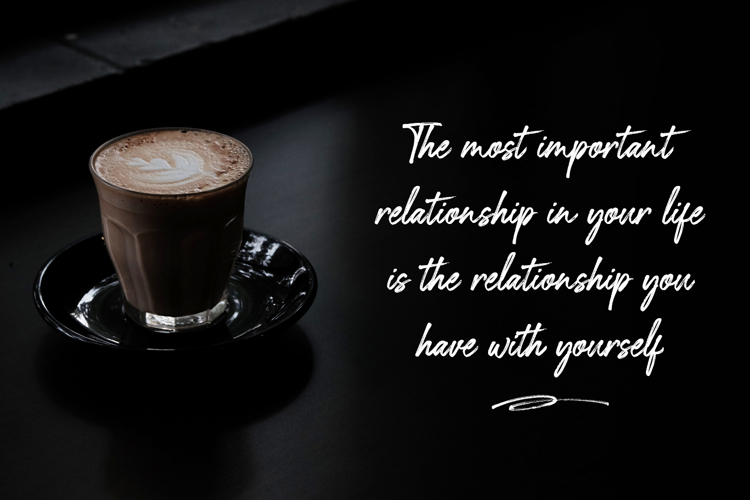 Preview of Crossing Font