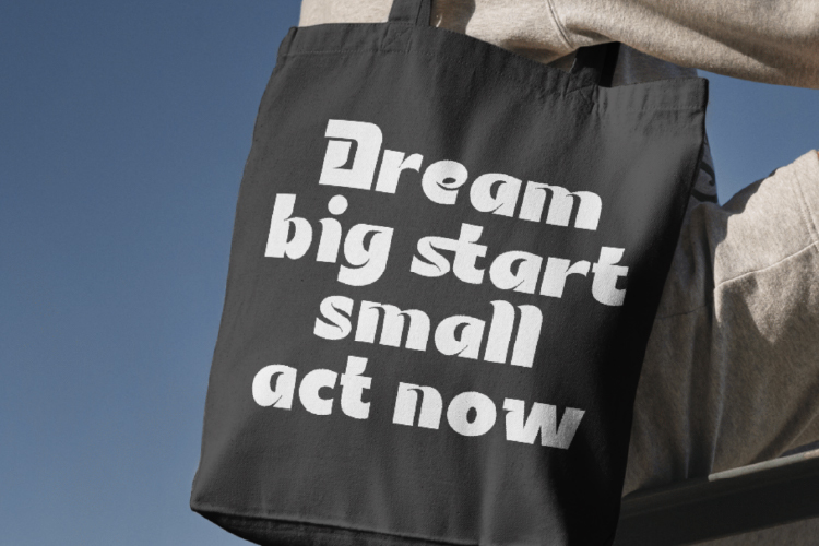 Preview of Movery Font