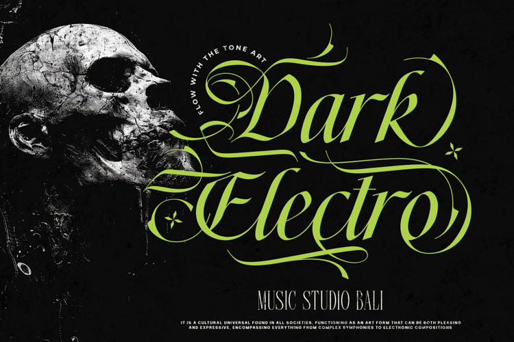 Preview of Thelly Black Font