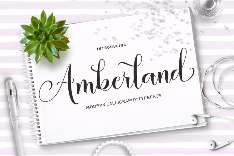 Amberland Script Font