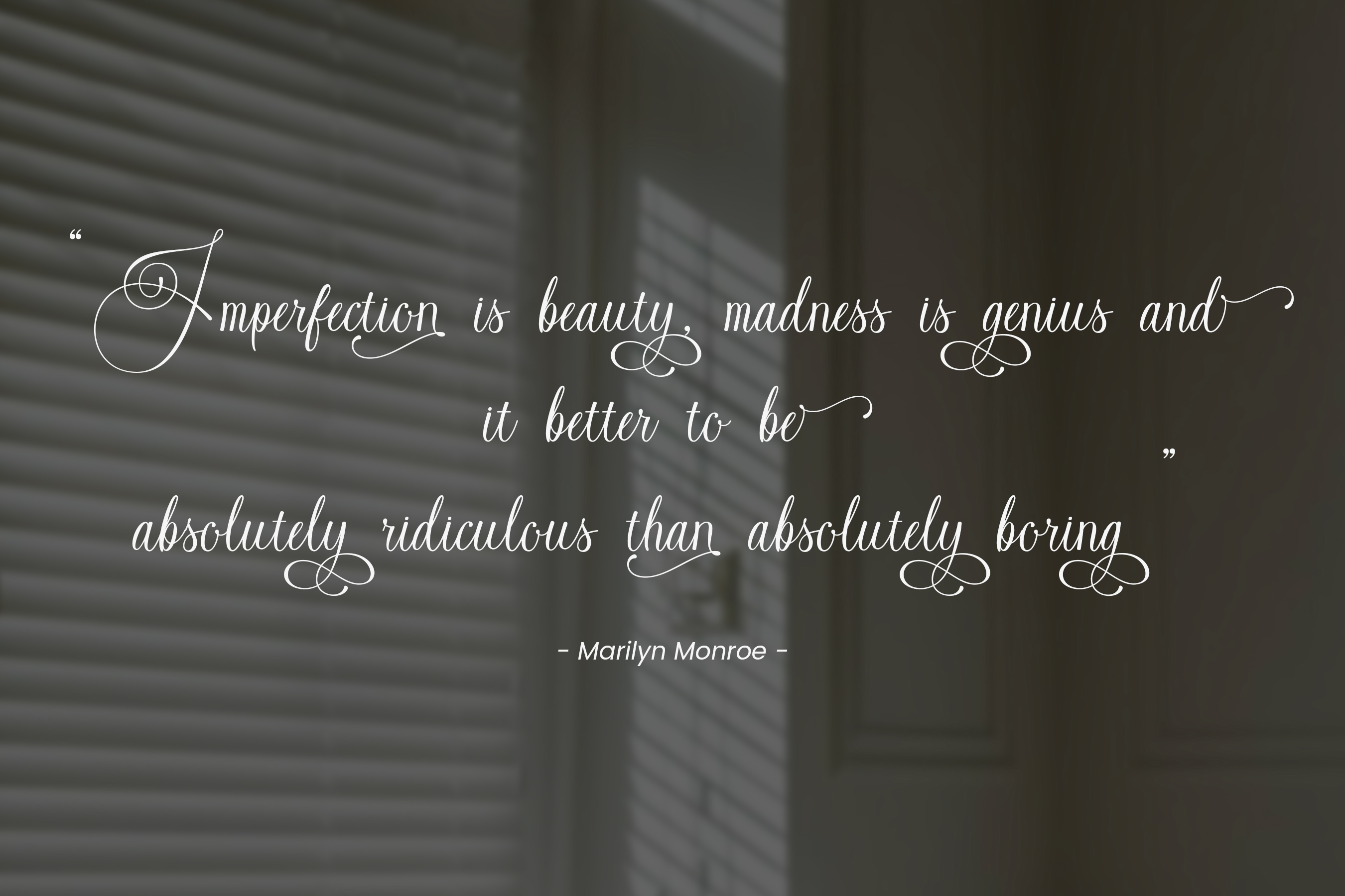 Patrice Seraya Font - Free Download, image size:2700x1800